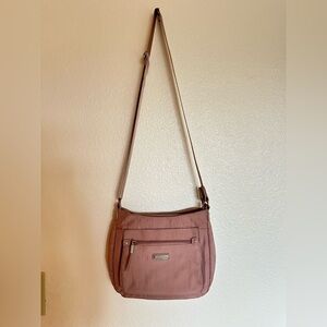 Baggallini  go bag cross body purse with little wallet. Dusty pink. Baggu